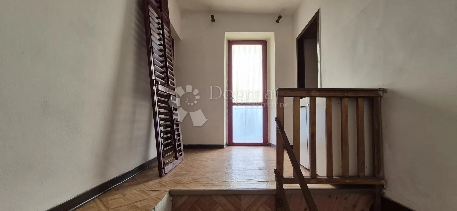 predivno imanje s pogledom na učku i dvorac belaj – 2475 m² - slika 8