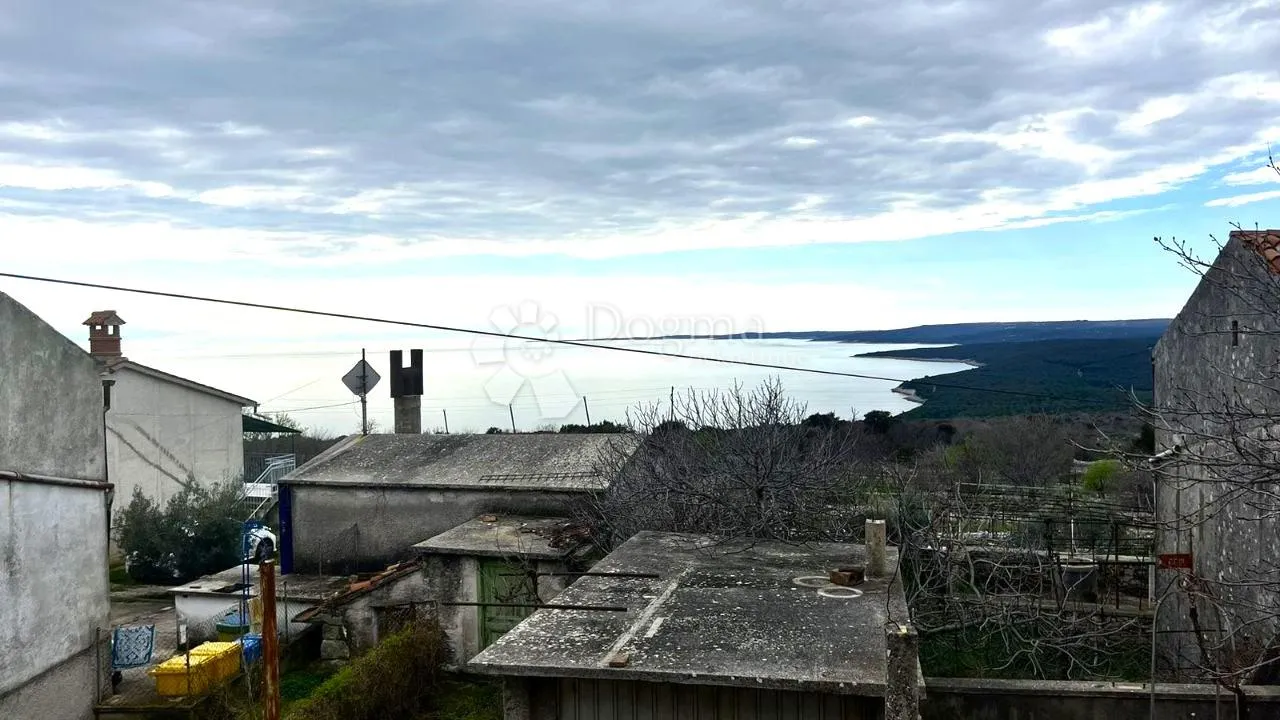lijepa dvojna kuća za renovaciju s pogledom na more, okolica labina - slika 16