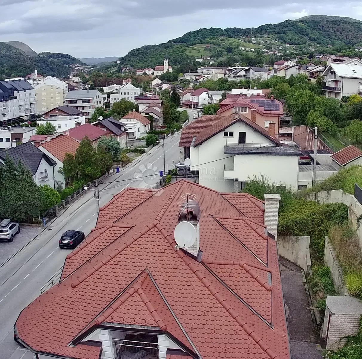 kompletno rekonstruiran stan u potkrovlju zgrade nadomak centra krapine! - slika 6
