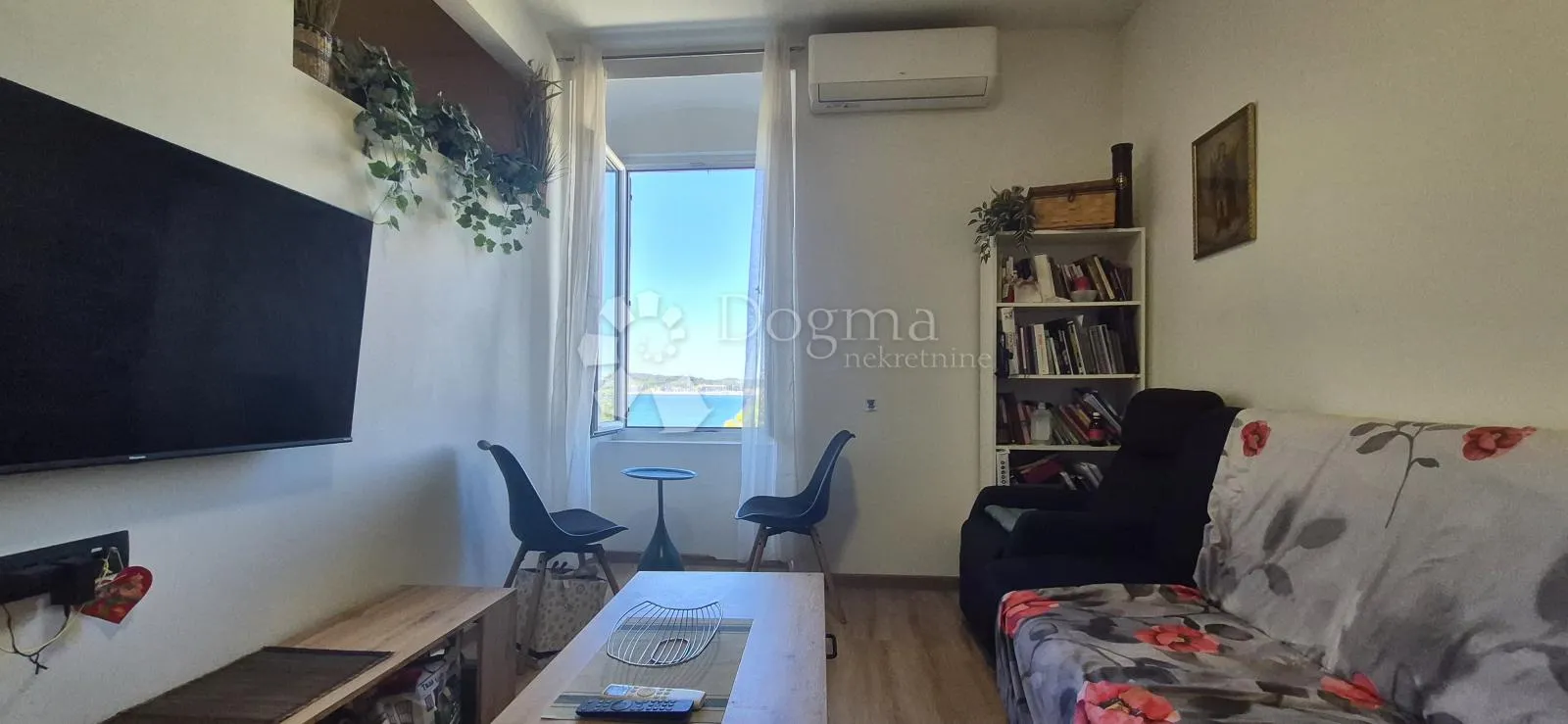 stan 40,82 m2 300 m od mora - slika 9