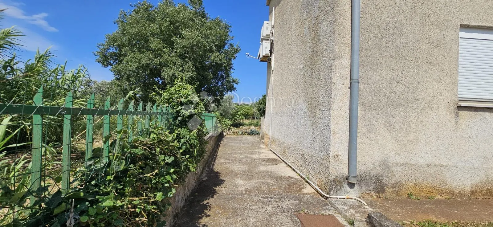 komforna mala kuća od 110m² - slika 37