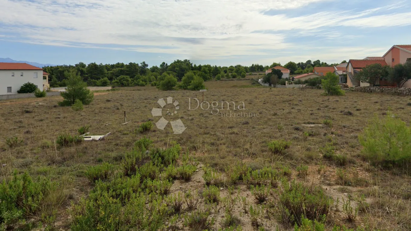 građevinsko zemljište, vir – 300 m od mora! - slika 2