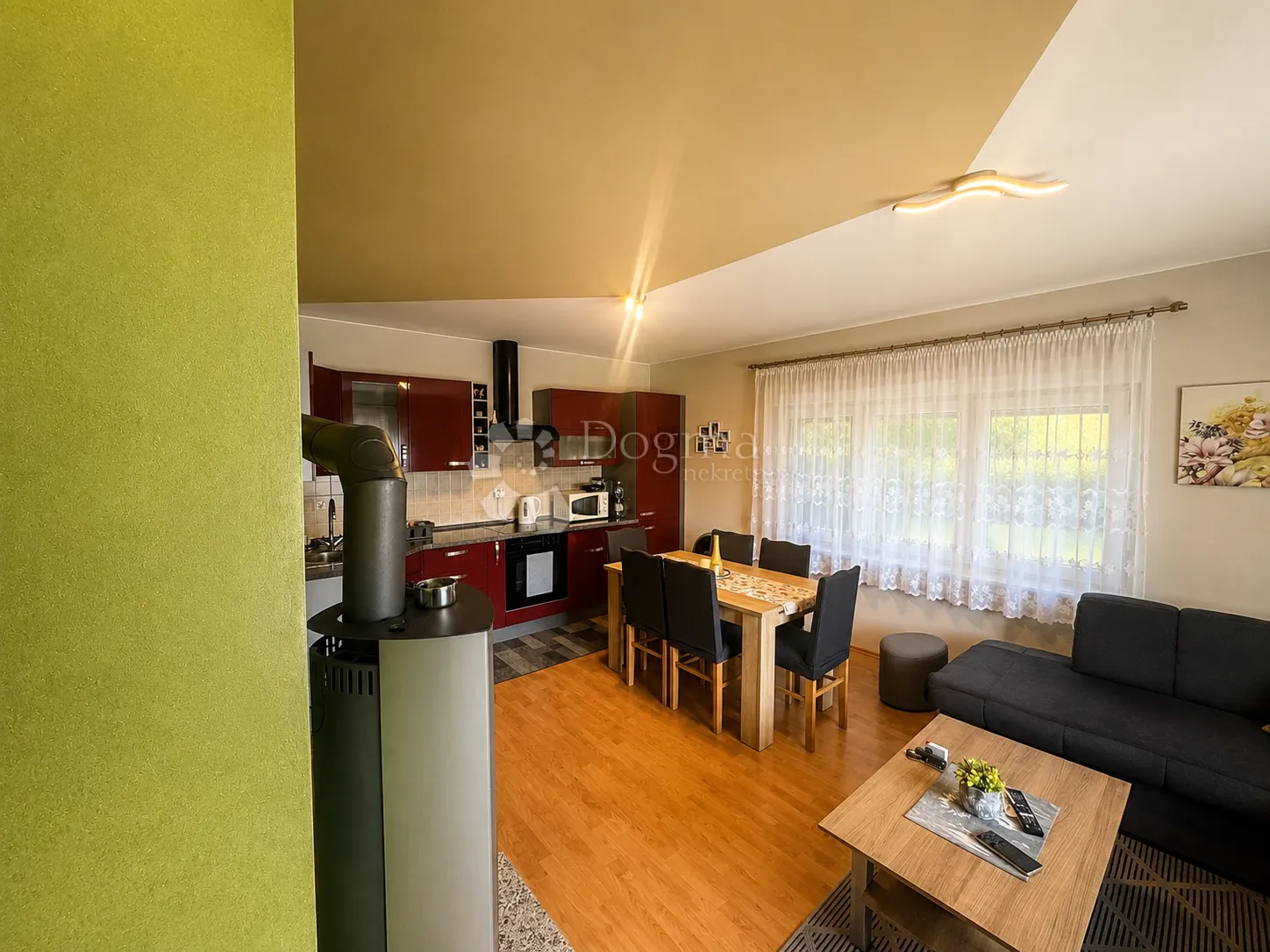 brodski drenovac – kuća 140 m², veliko zemljište - slika 2