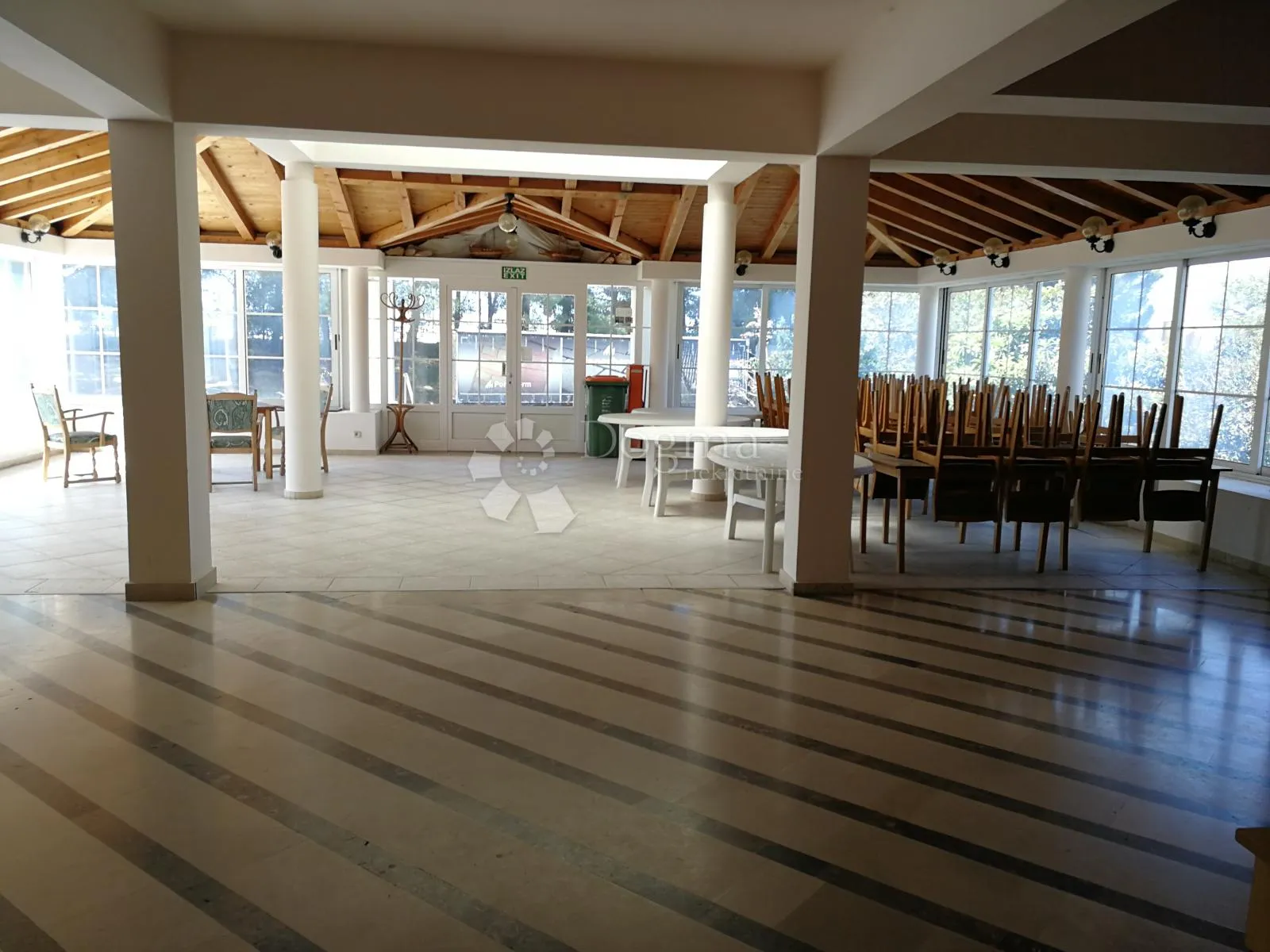 sukošan - obiteljski hotel sa restoranom blizu mora - slika 4