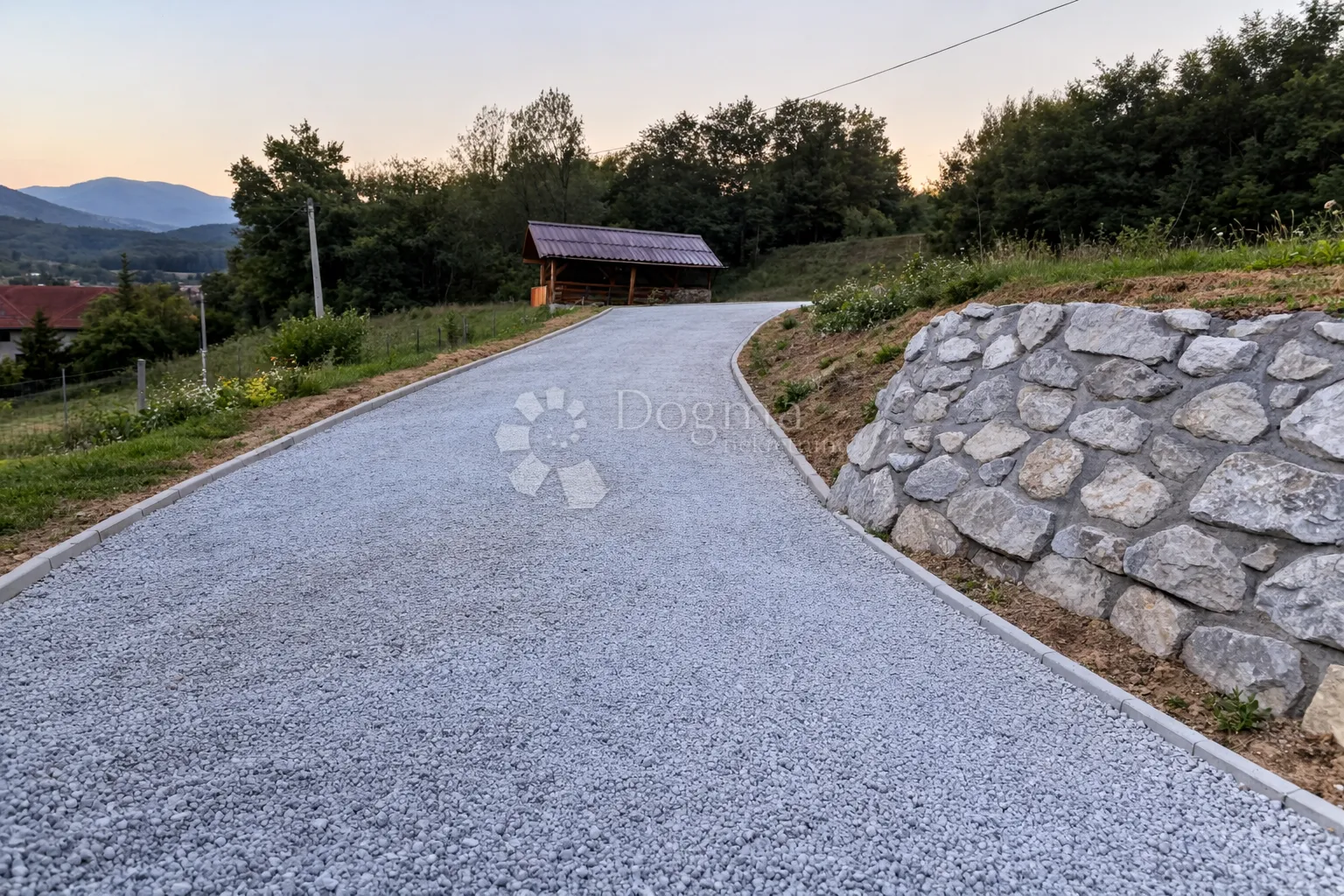 moderna kuća s bazenom i panoramskim pogledom - slika 13