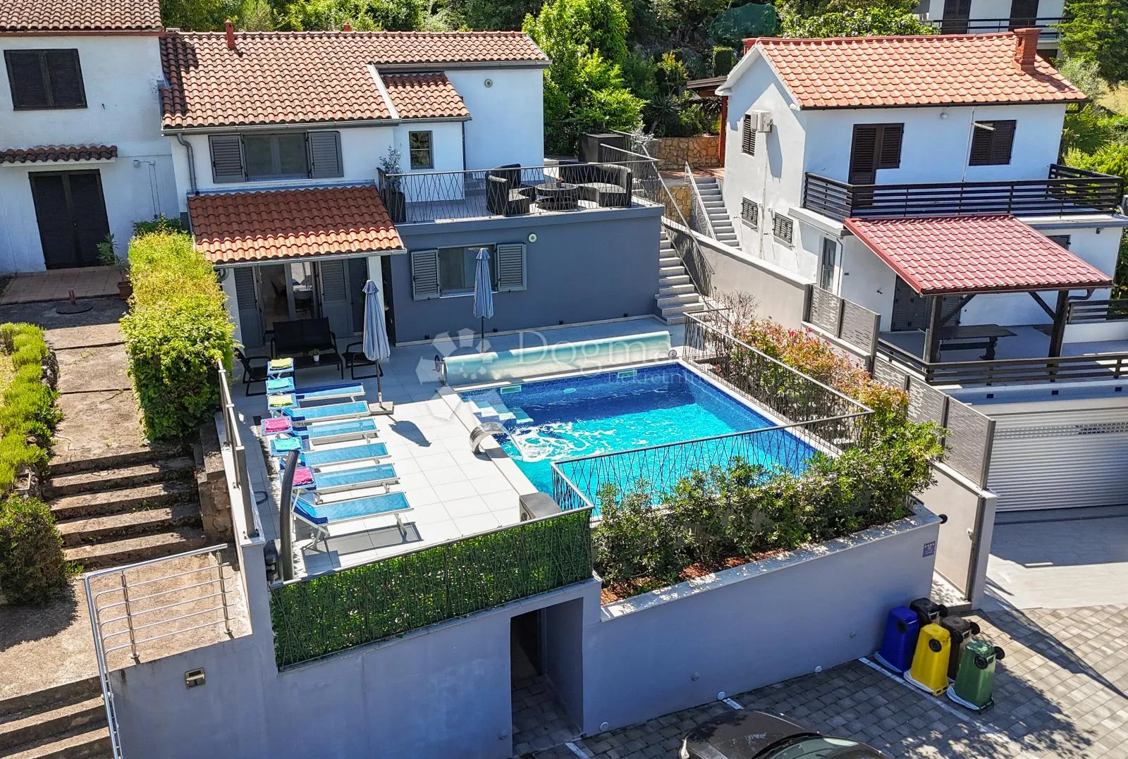 vila s bazenom na krku – odmor i investicija! - slika 2