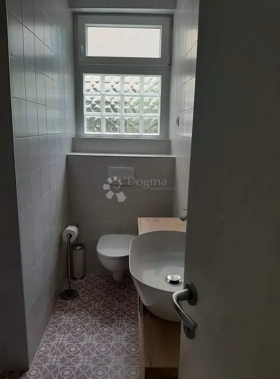 predivna apartmanska kuća podgora - slika 19