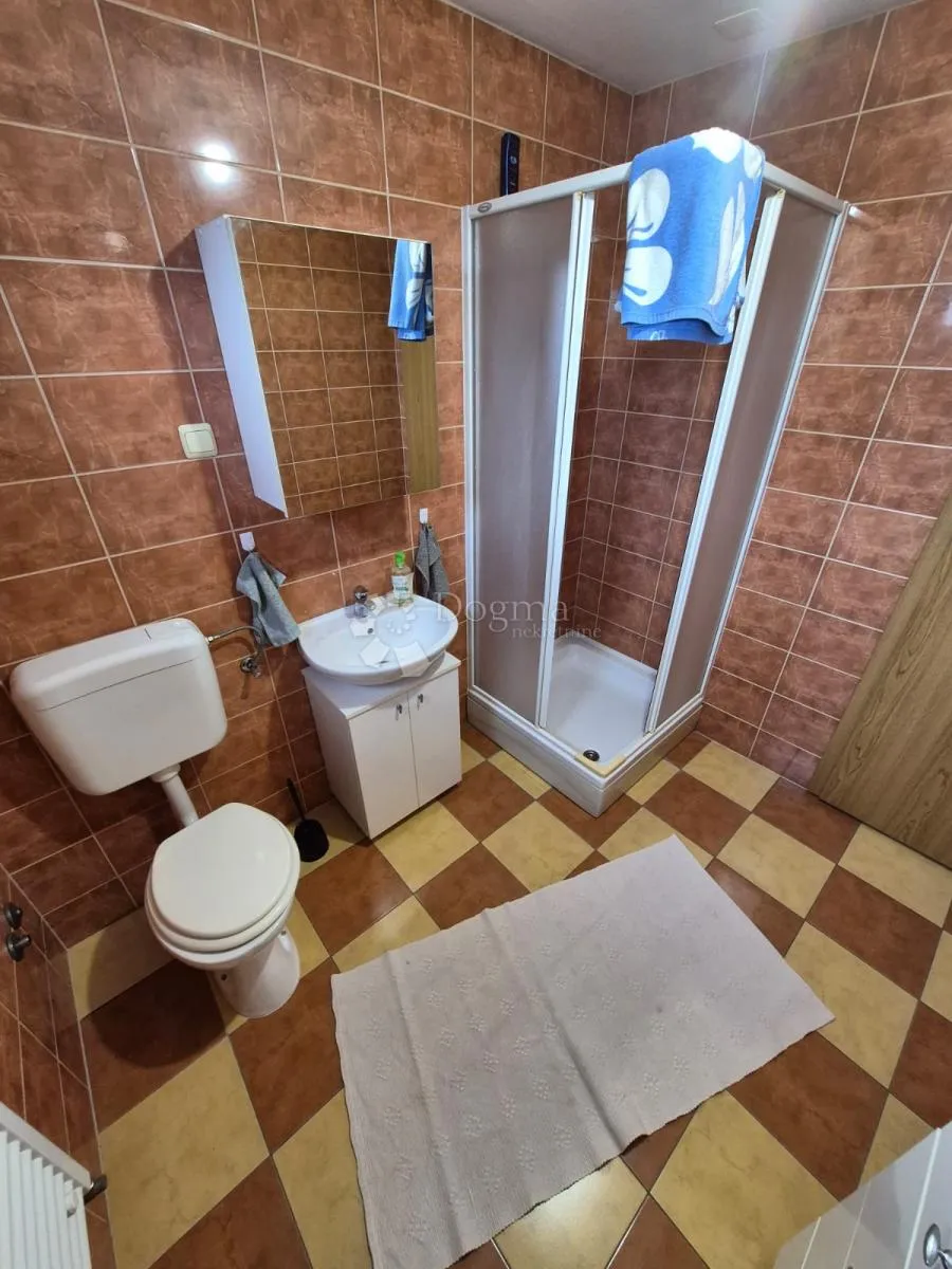 velika gorica centar, dvoetažni stan potpuno namješten! - slika 15