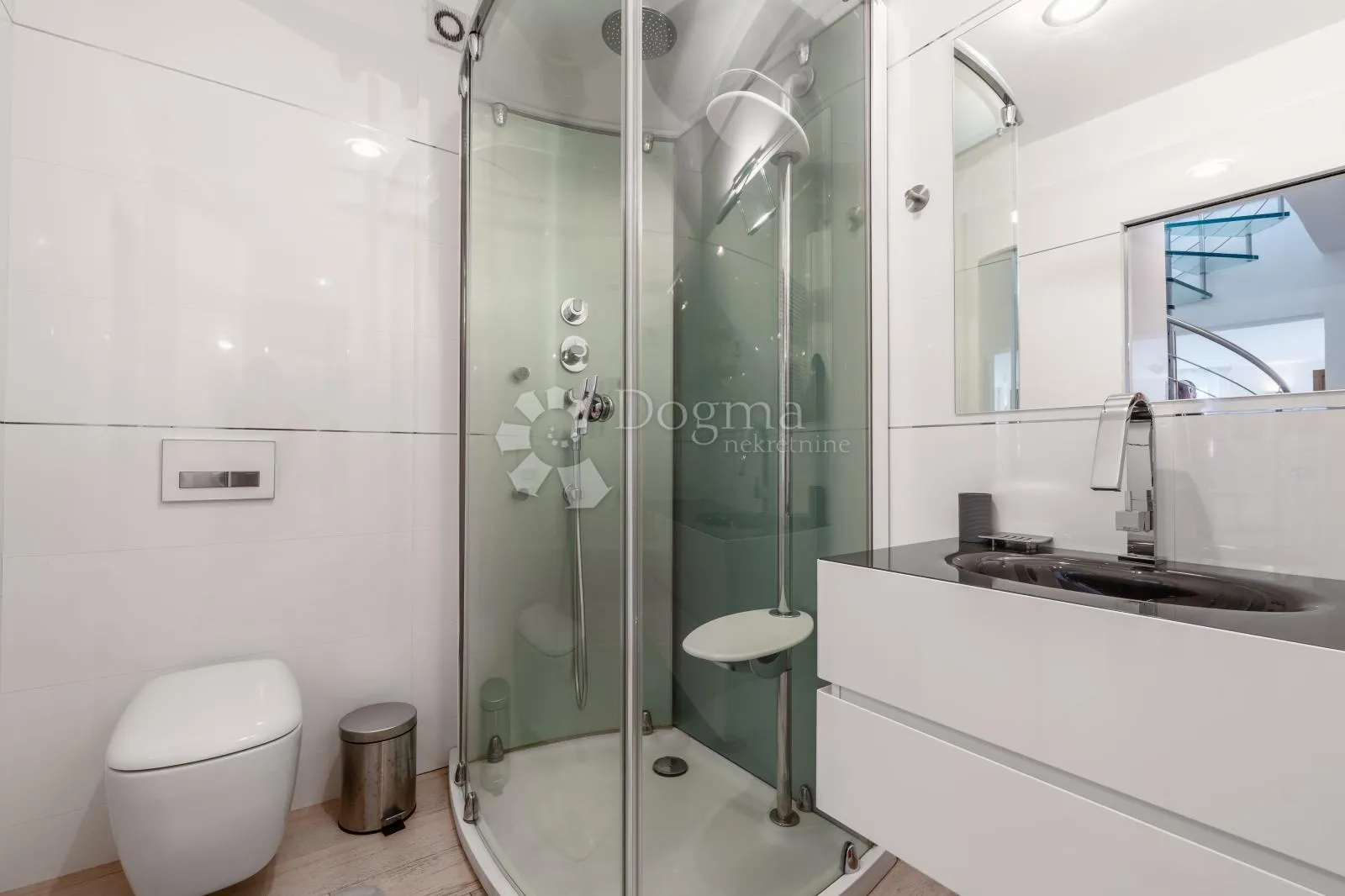 drugi nemaju !! mi imamo – stan 153,90 m² s tersom 25 m², centar rijeke - slika 15