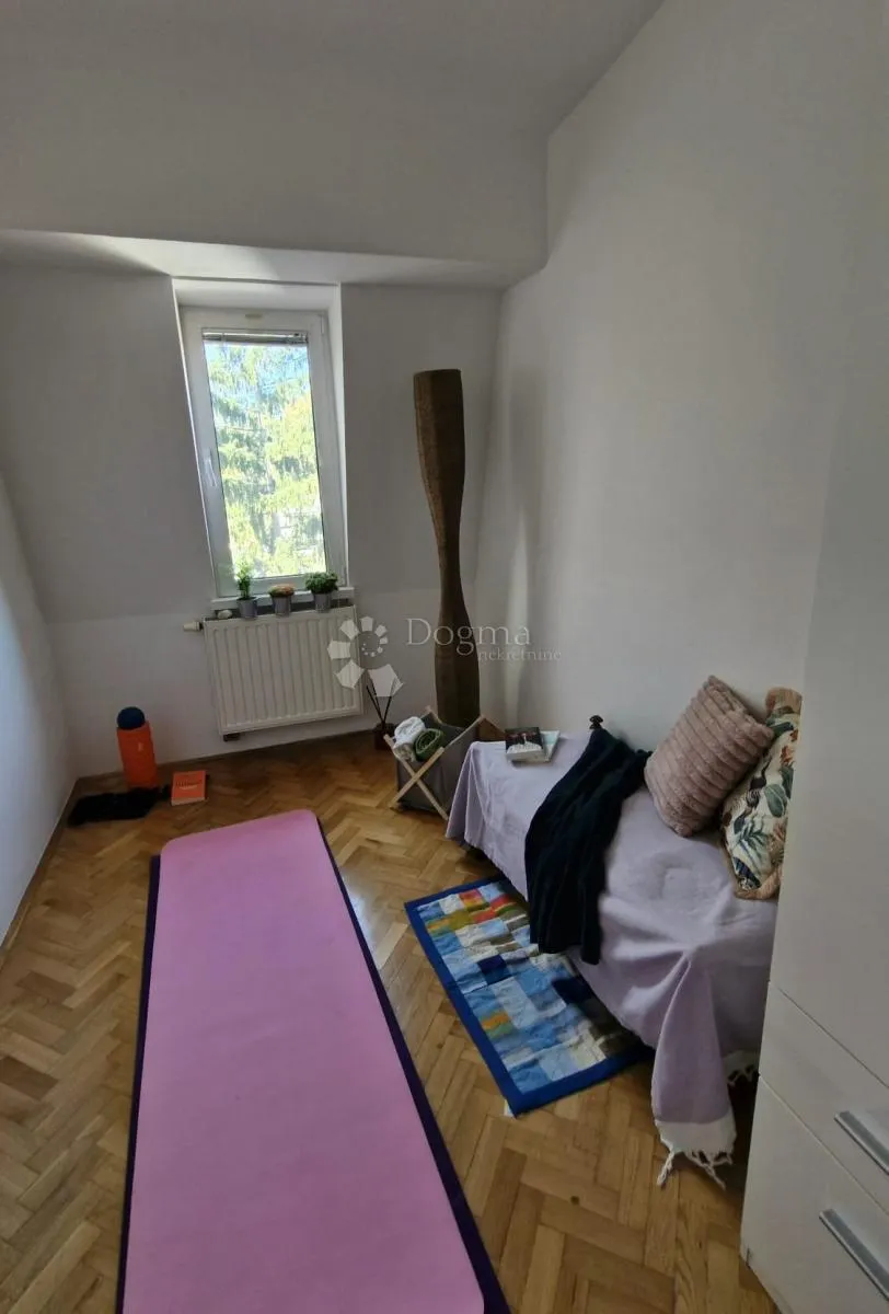 4- sobni stan s garažom britanac - slika 12