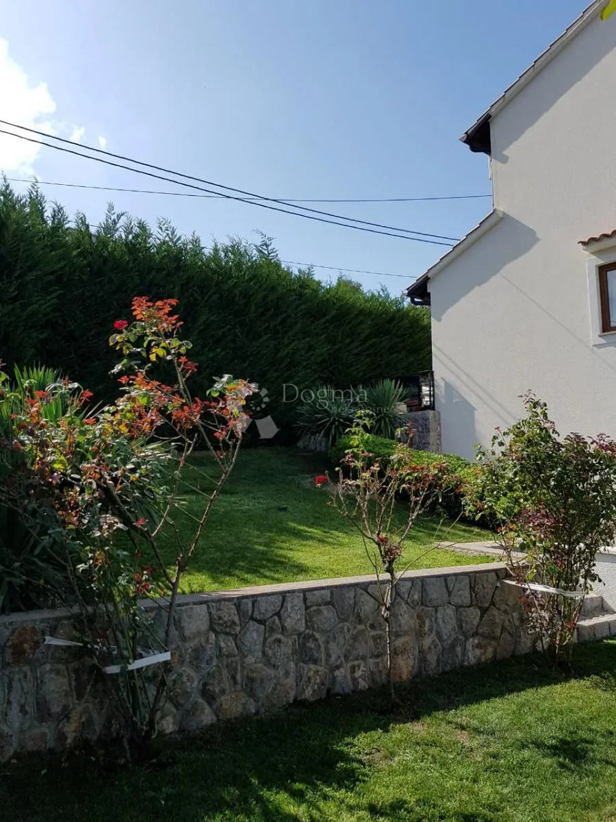 obiteljska kuća, ičići-poljane 280m2 - slika 23