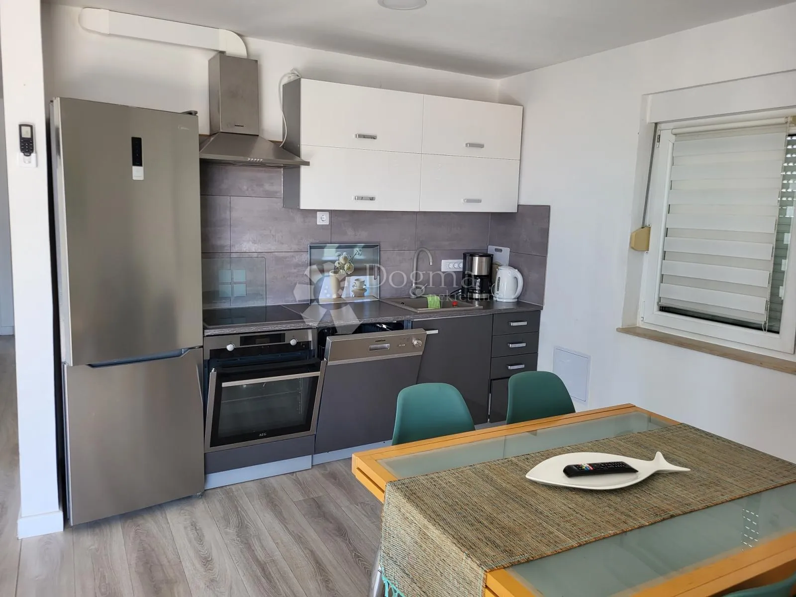 adaptiran apartman blizu mora sa parkingom - slika 2