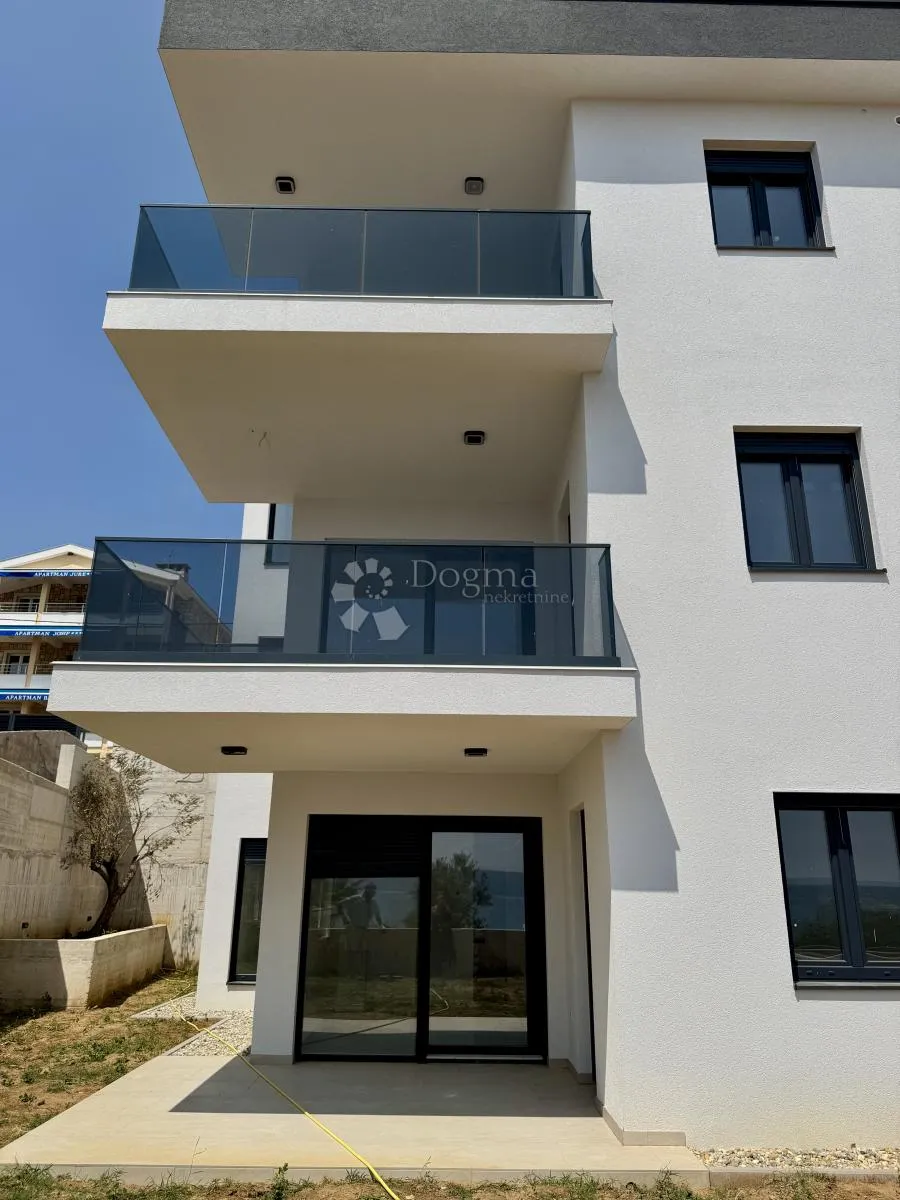 stan s1 s vrtom- 20м od mora - slika 17