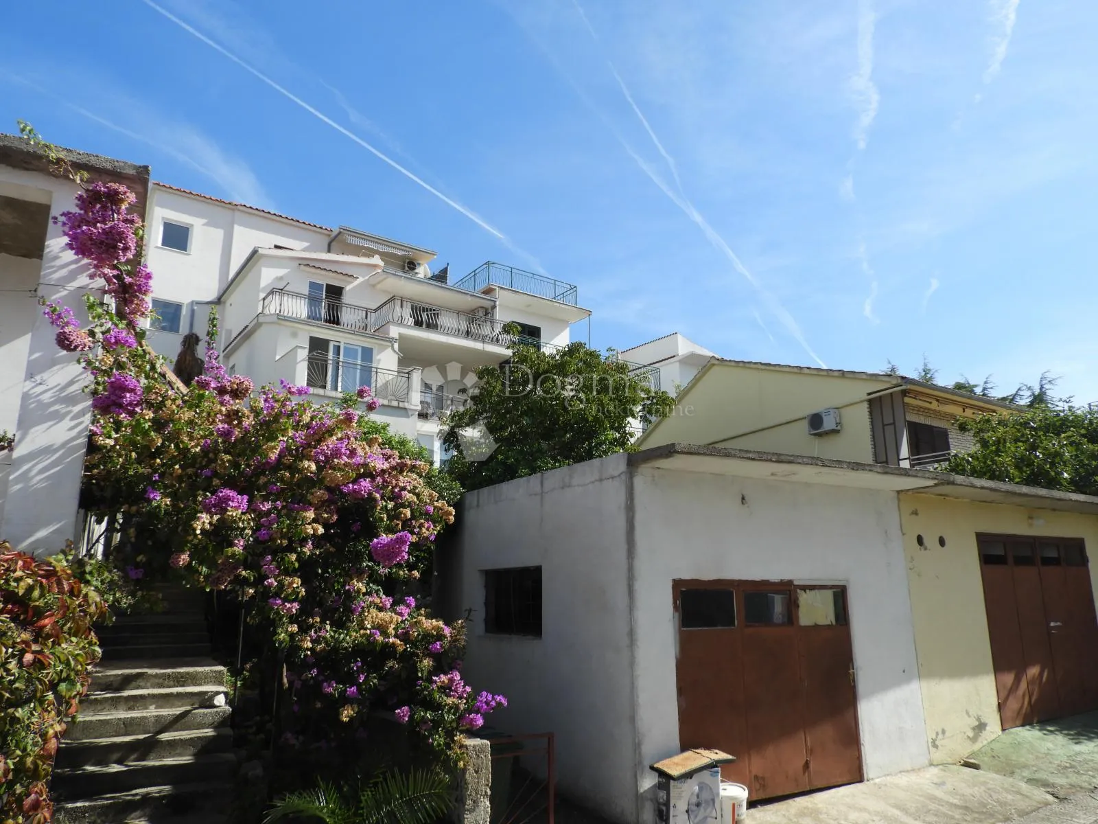 rogoznica - apartmanska kuća sa spektakularnim pogledom - slika 8