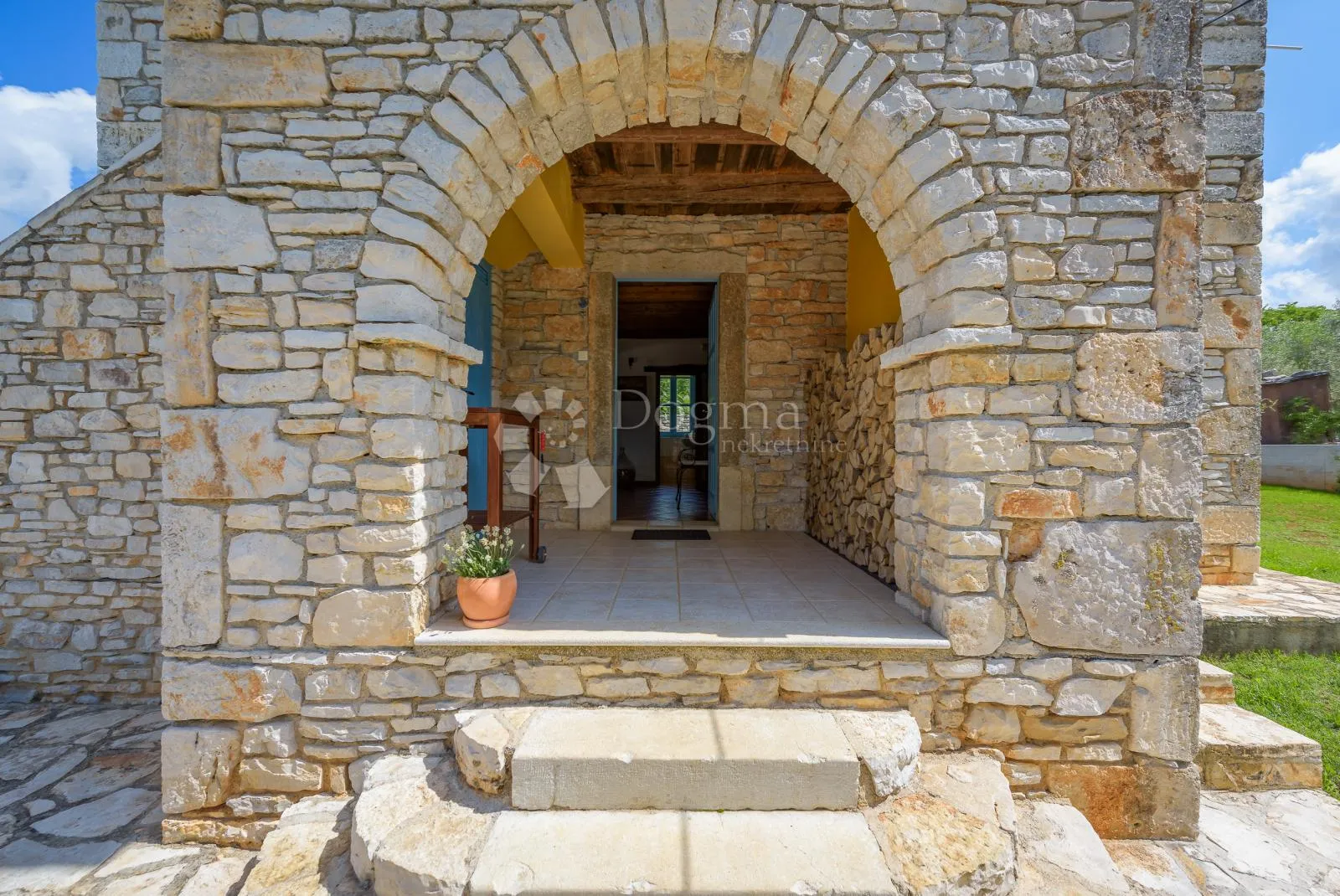 prekrasna kamena vila u okolici poreča s 3 spavaće sobe - slika 47