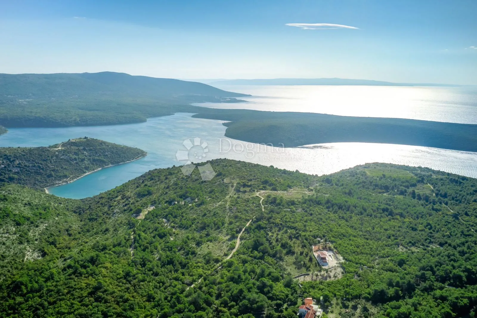 ekskluzivna vila s bazenom na osami blizu mora! - slika 27