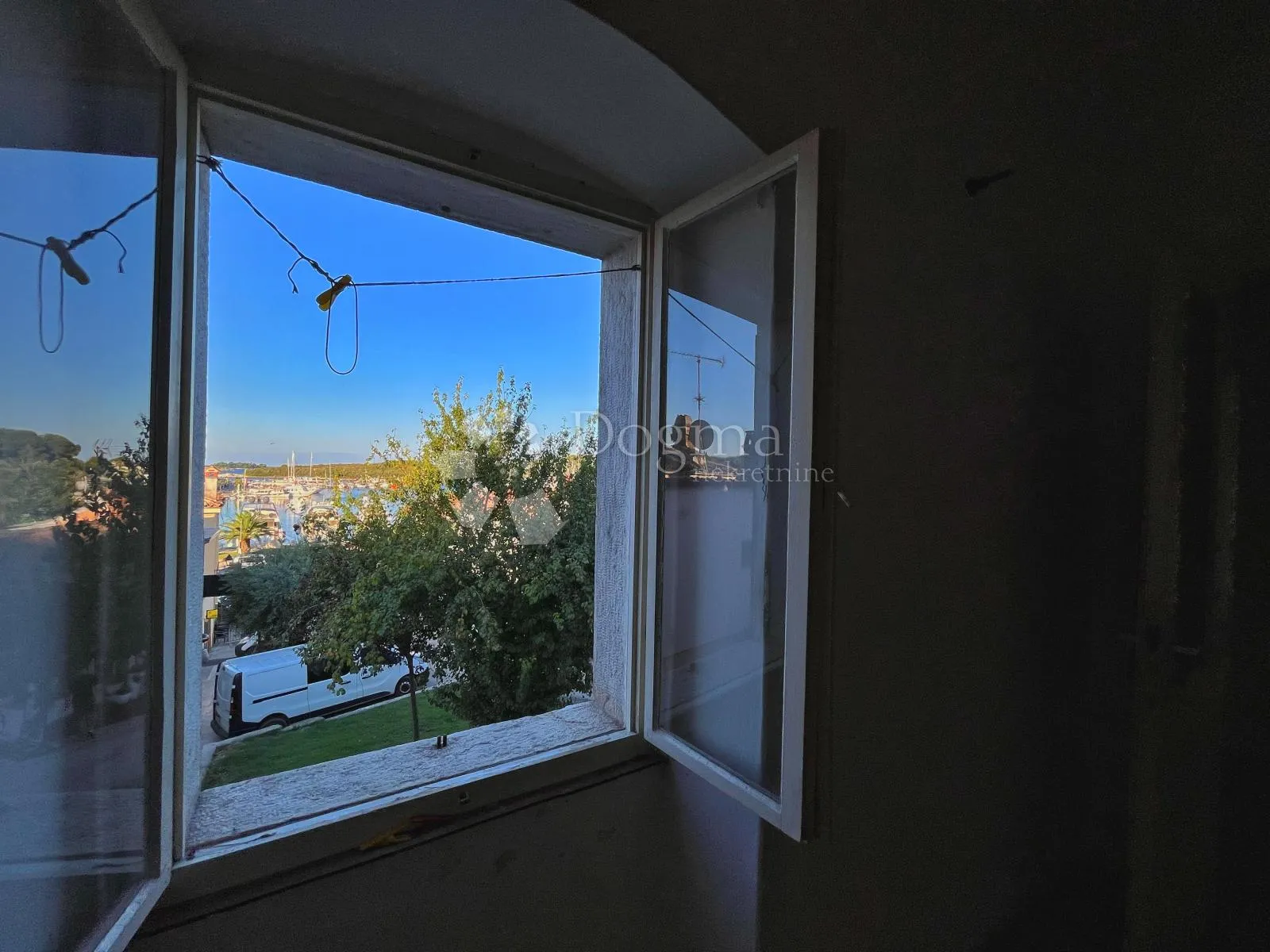 kuća za adaptaciju 85 m od mora, top lokacija - slika 14