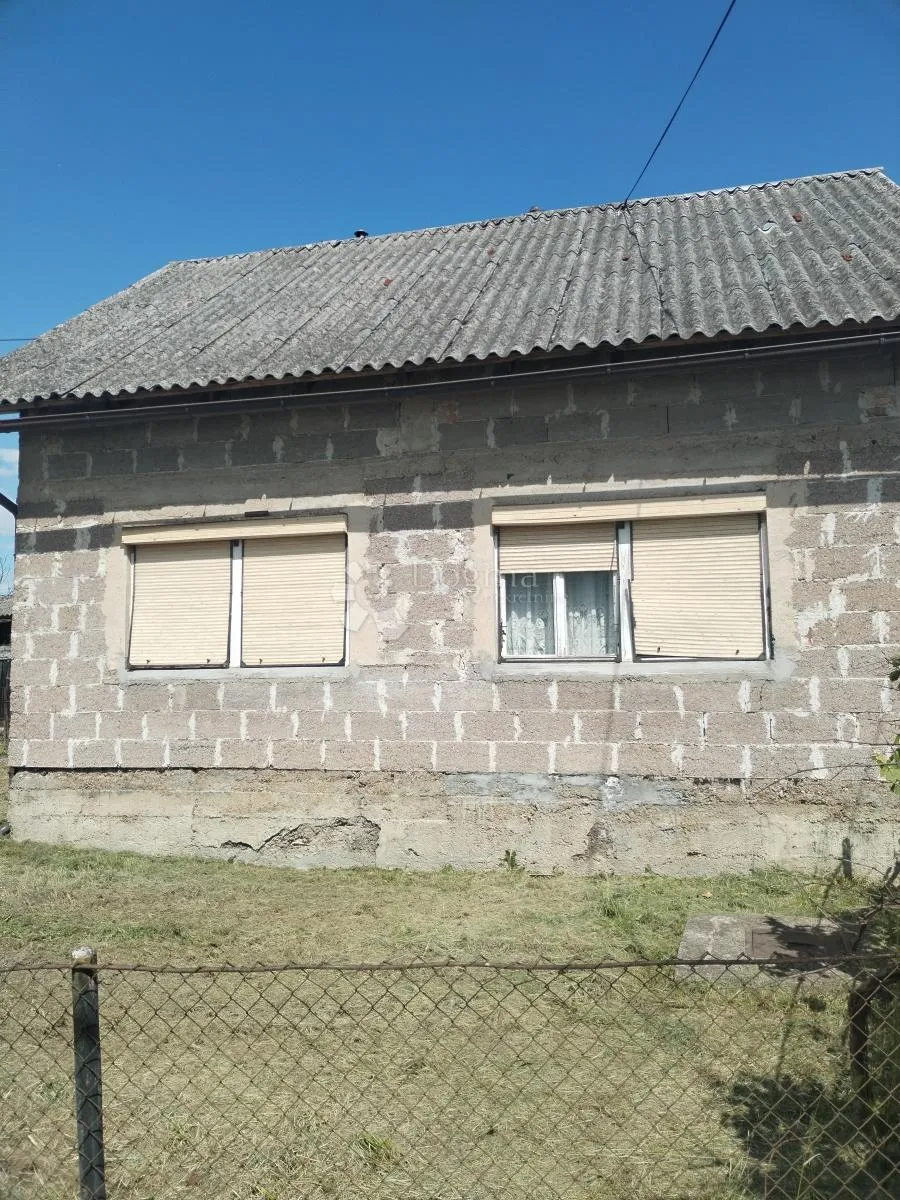 kuća u karlovcu na prodaju - mir u blizini grada - slika 2