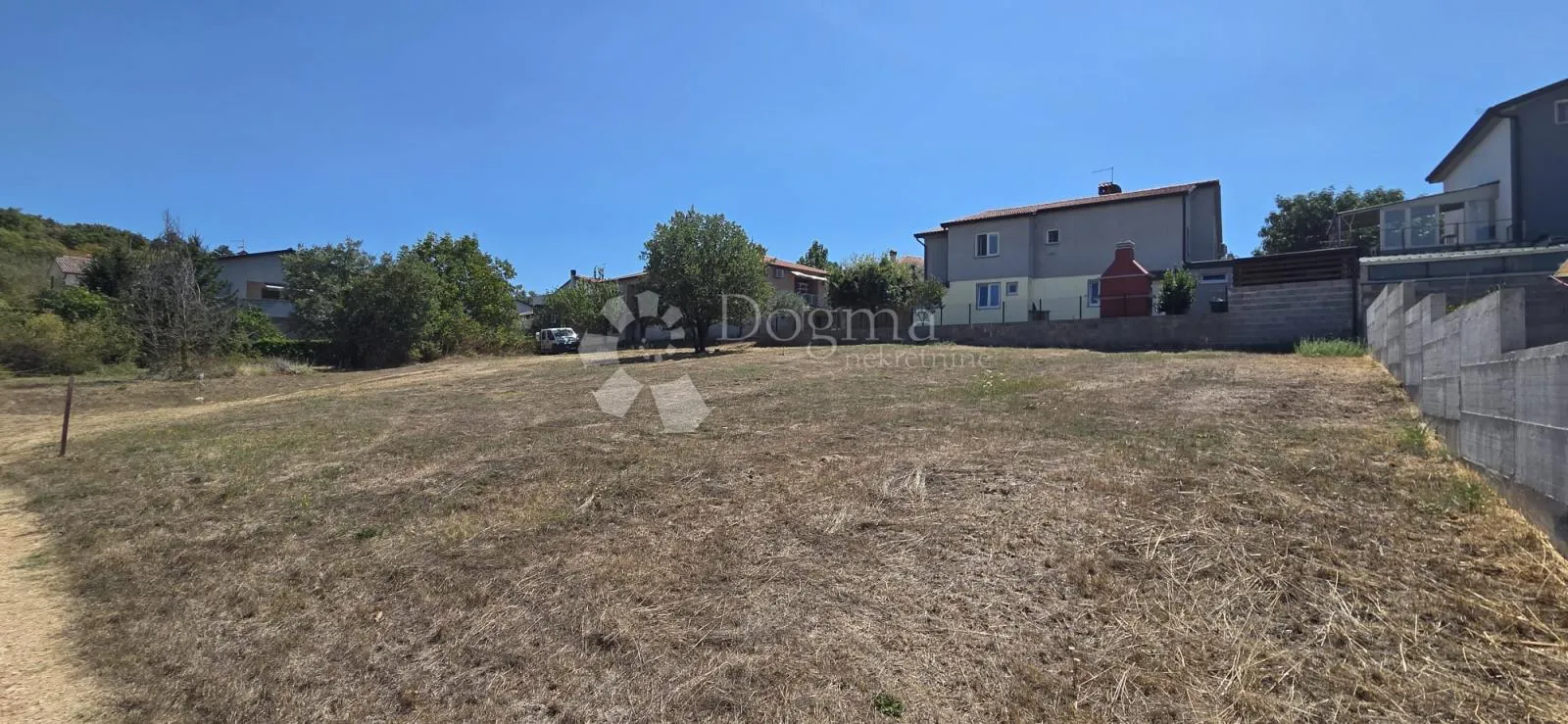 prilika!građevinsko zemljište umag!1328 m² - slika 3