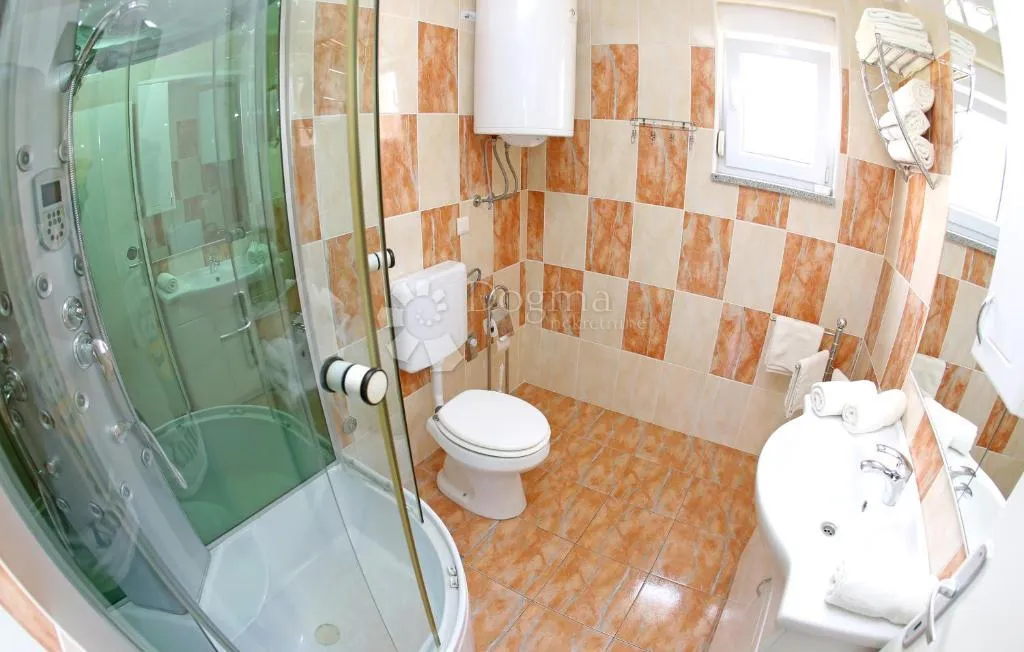 namješten apartman u svetom filipu i jakovu – odlična prilika za odmor ili turistički najam - slika 6