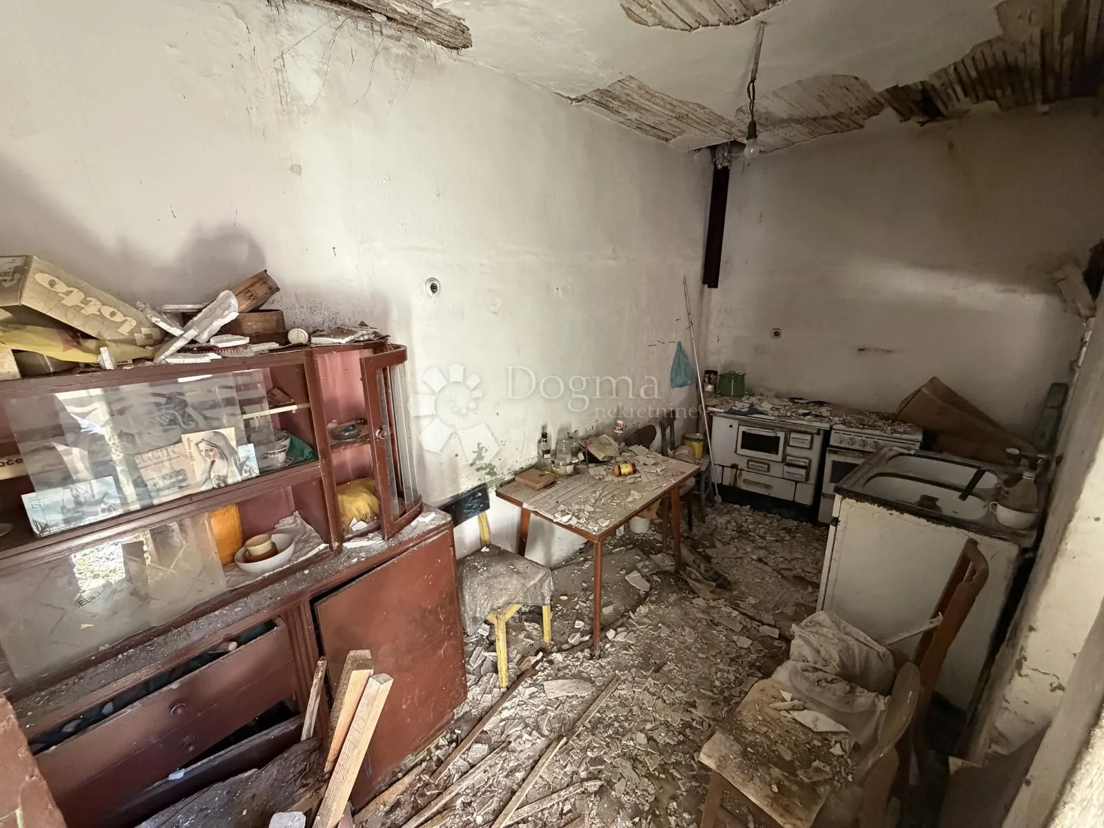 prilika!!! šibenik – gorica, dvije kuće u nizu – prilika za butični hostel ili apartmane - slika 11