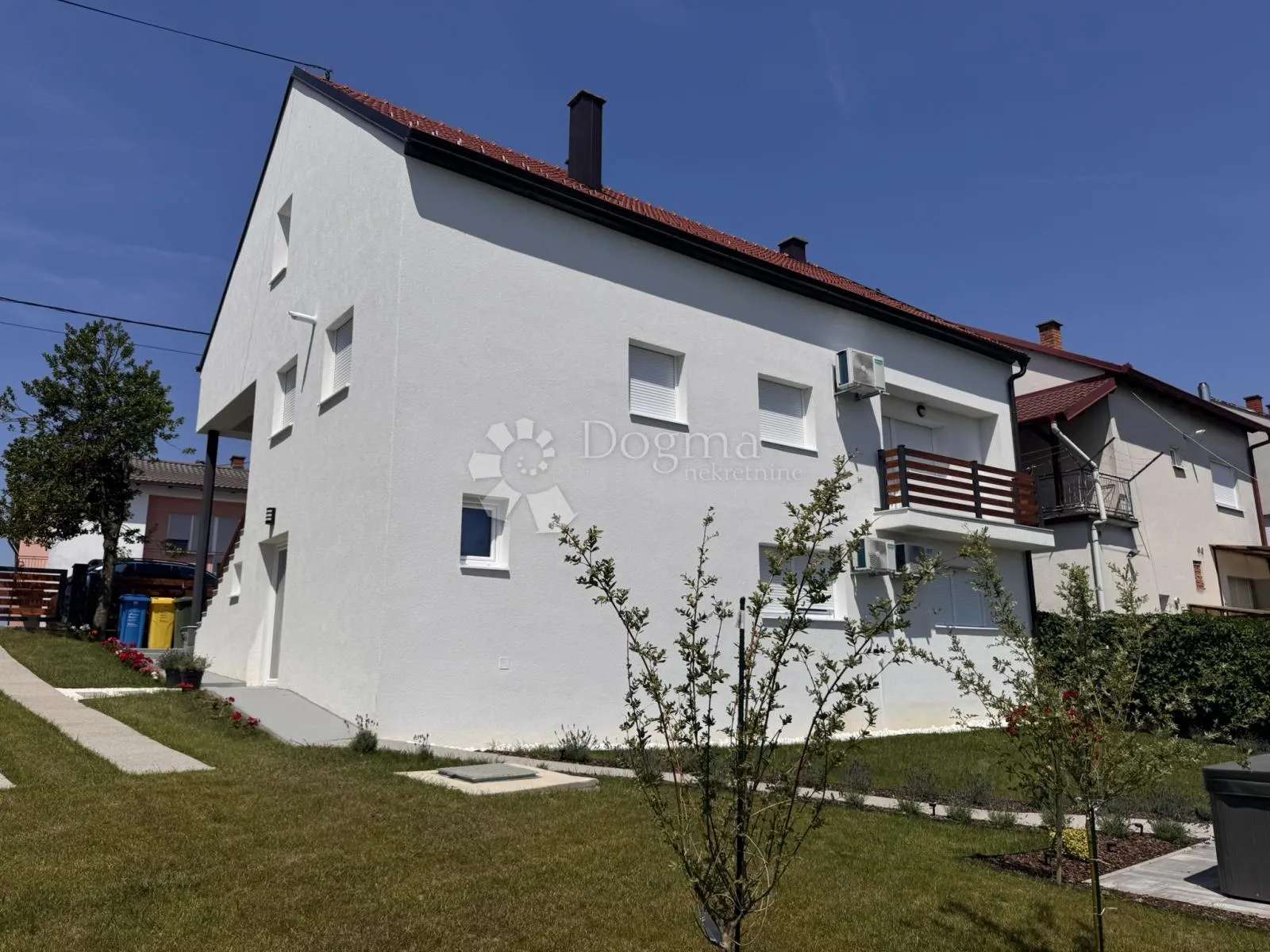 elegantno obnovljena kuća s pogledom – daruvar - slika 35