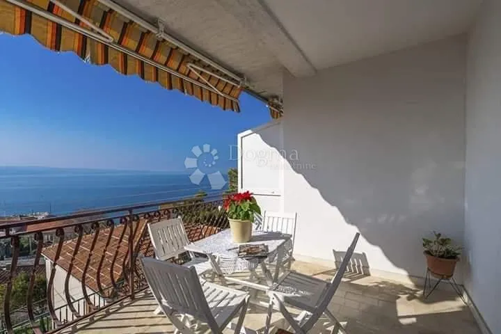 prodaja dva zasebna apartmana s pogledom na more - slika 2