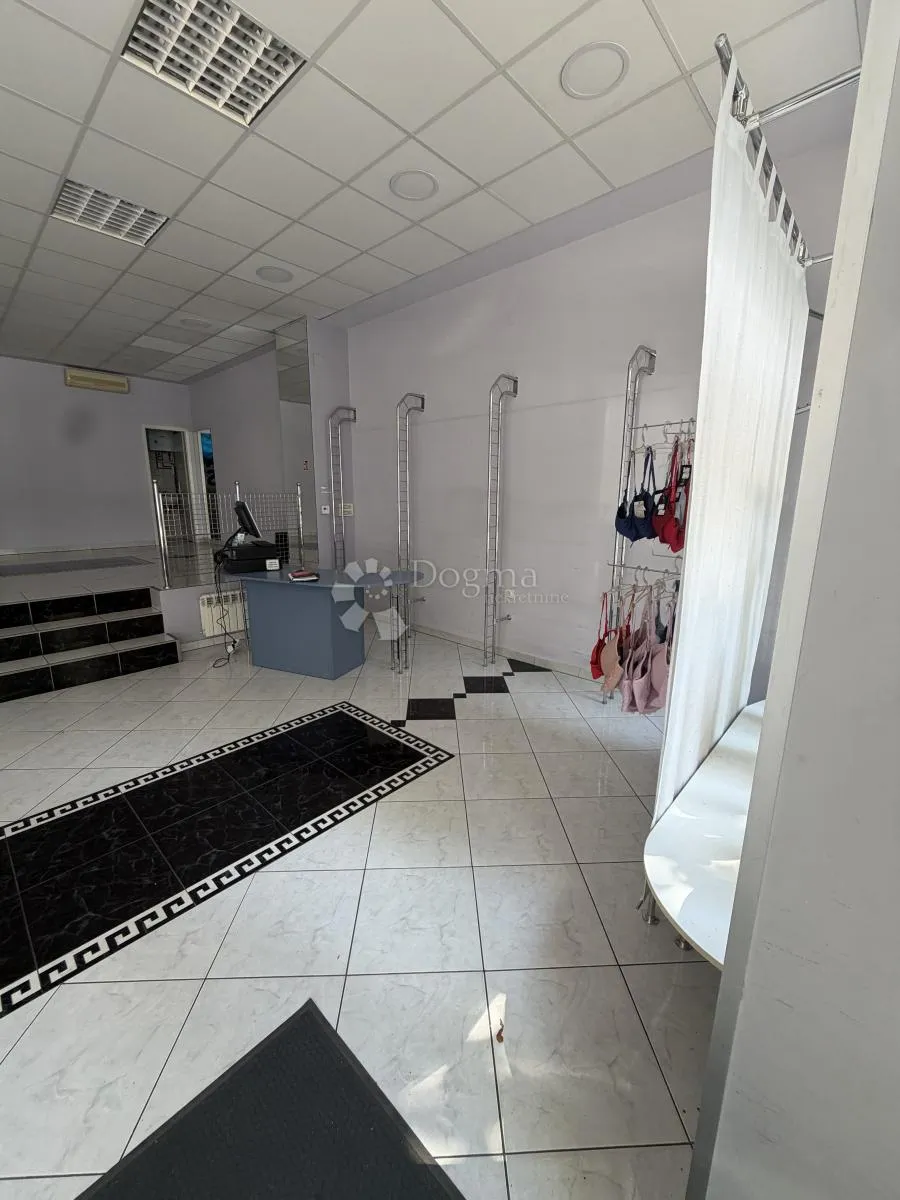 maksimirska cesta,poslovni prostor s izlogom, 67,5m2 - slika 2