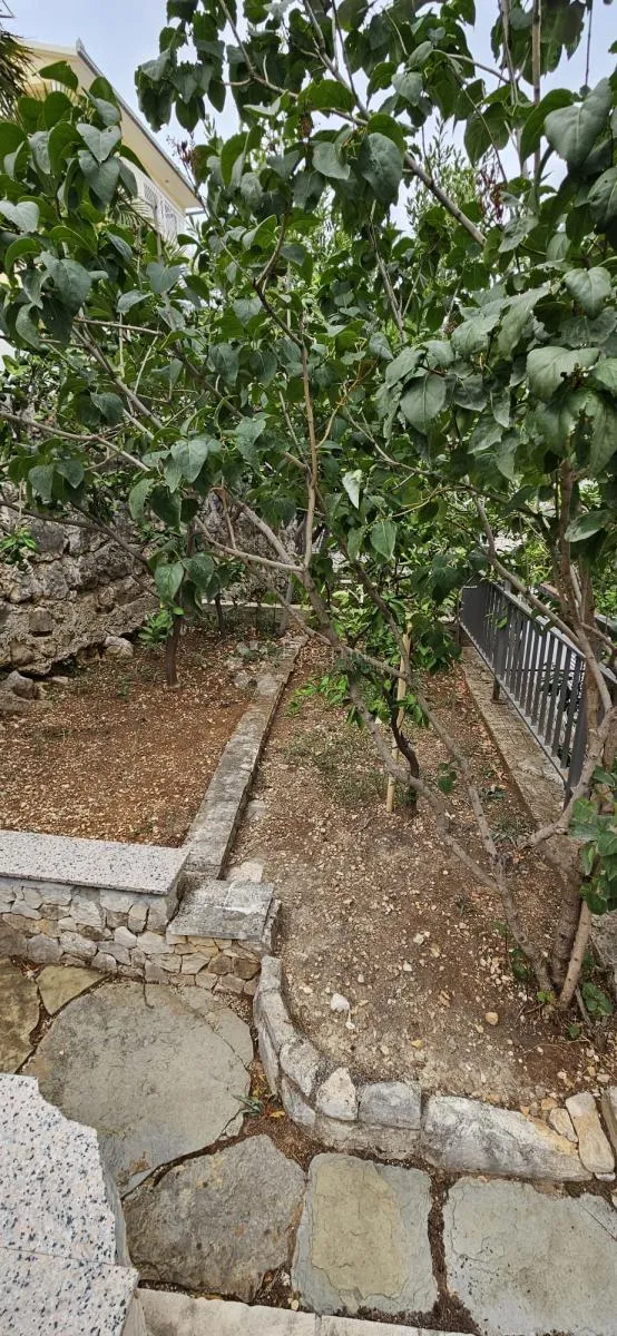 dvosoban stan s otvorenim panoramskim pogedom na more miševac o. čiovo - slika 4