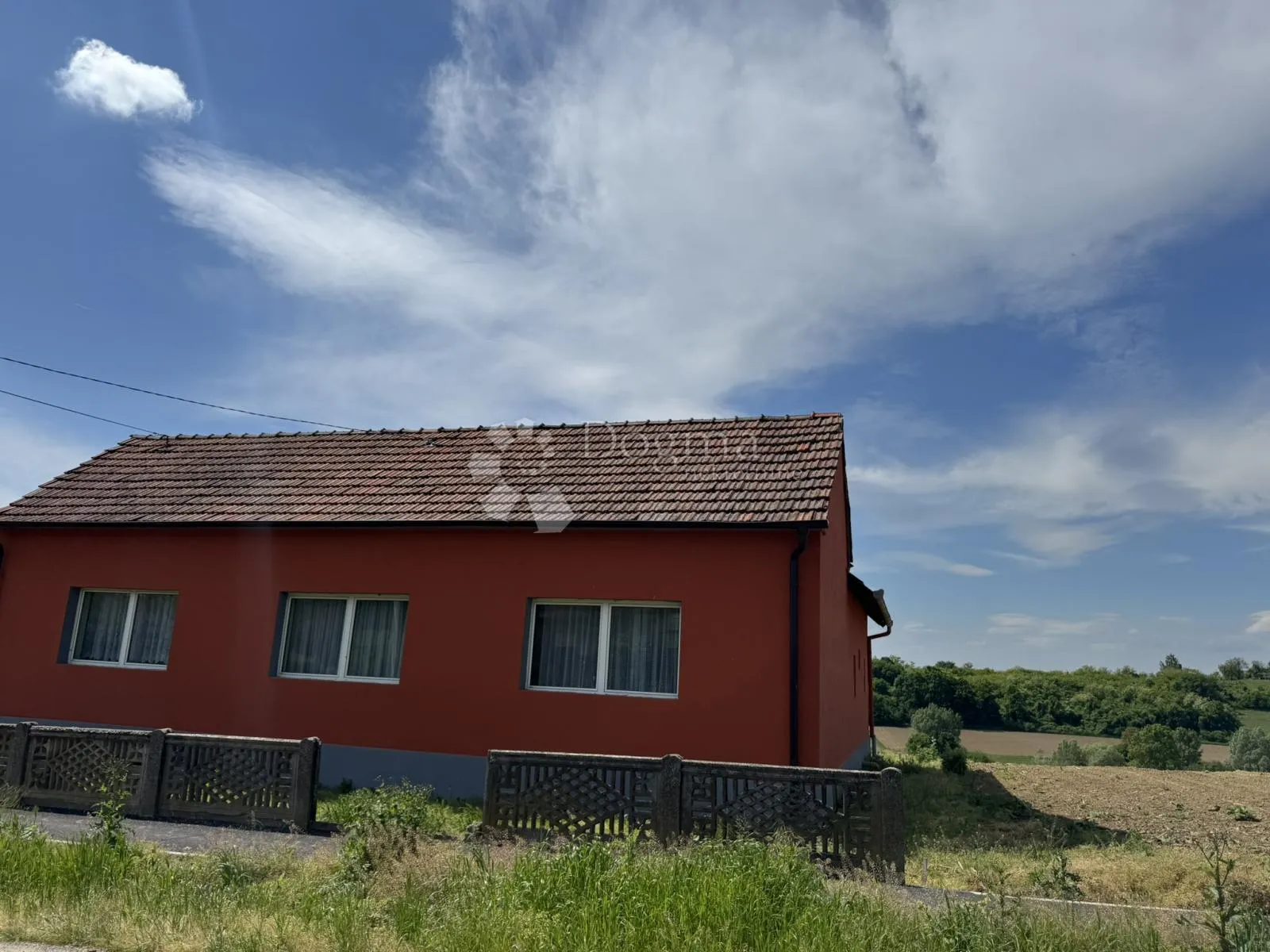 obiteljska kuća s dvorištem i opcijom proširenja - slika 2