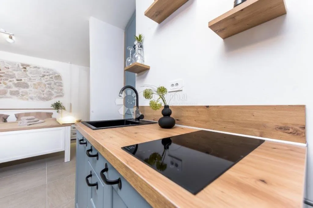 jednosoban apartman u srcu rovinja, bajkoviti stari grad - slika 15
