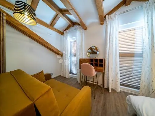 predivna kuća u rogoznici - slika 8