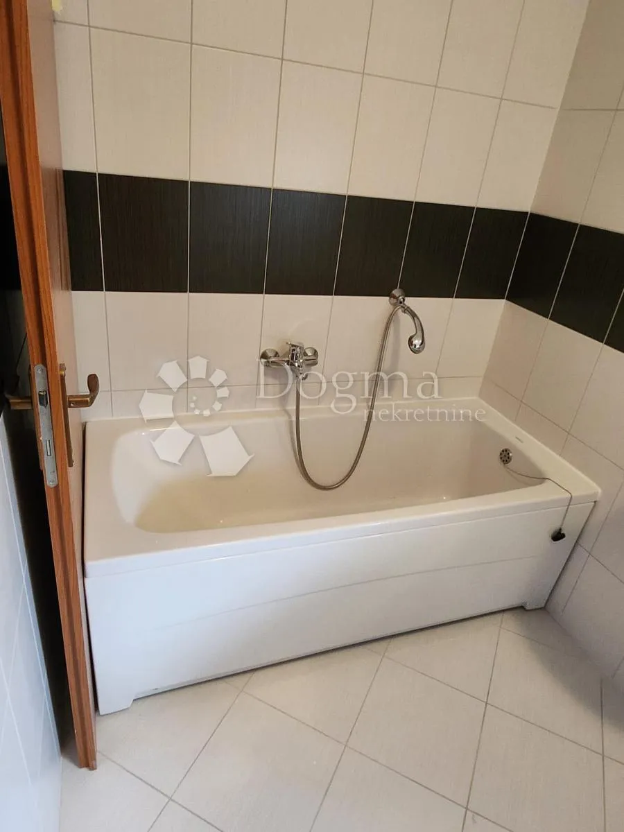 apartman prvi red do mora, marina - slika 21