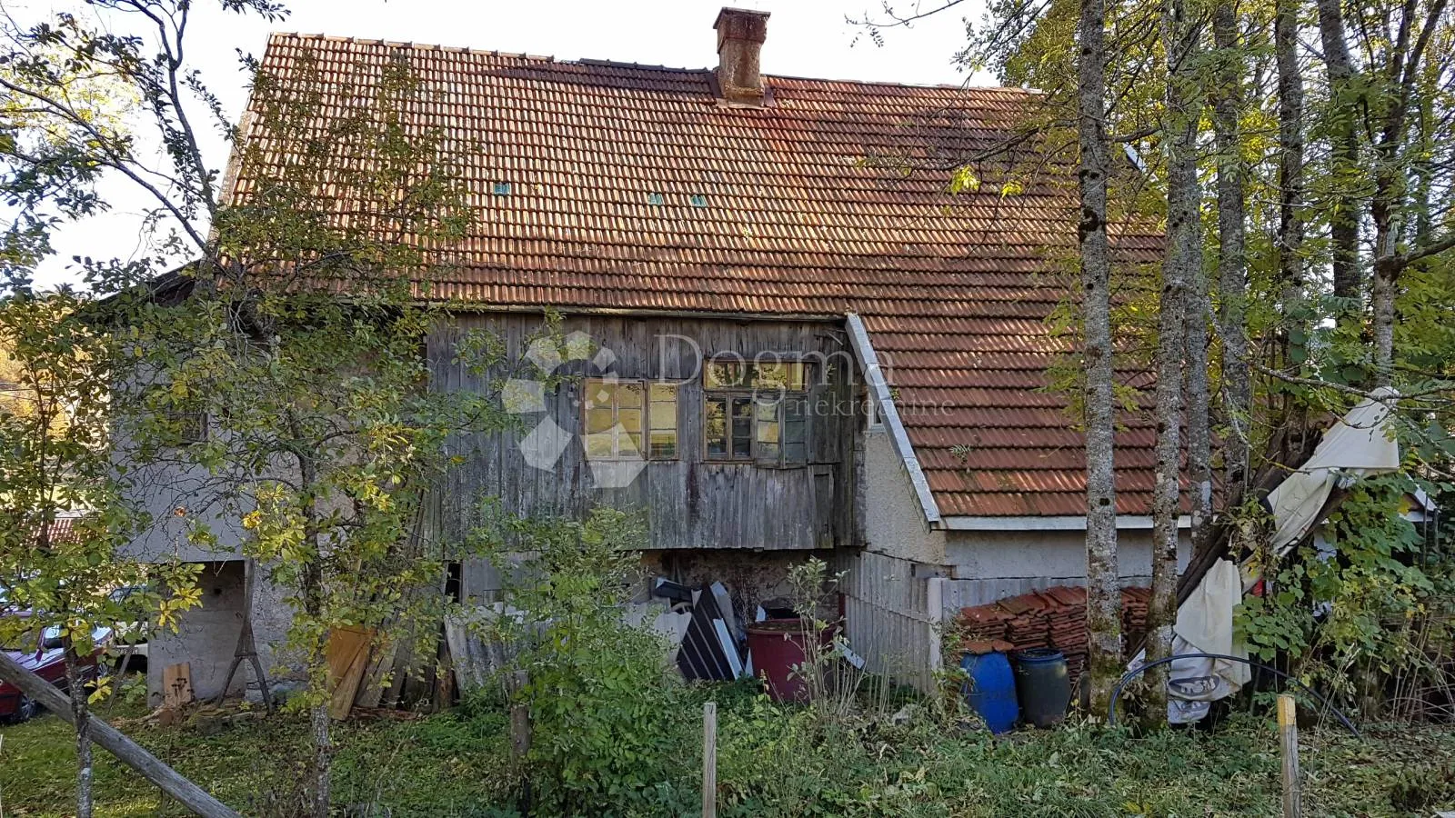dvojna kuća s lijepom okućnicom - slika 2