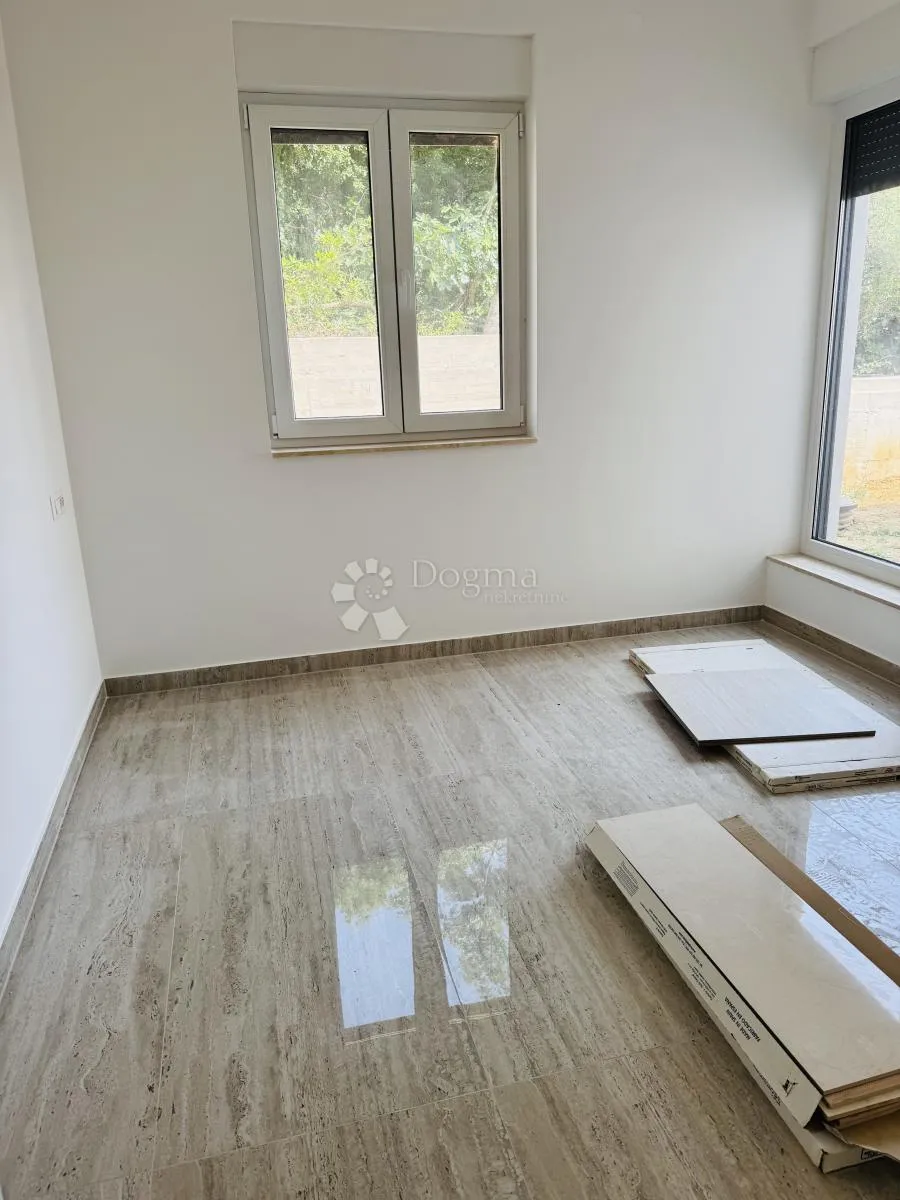 stan s3 - 20m od mora, maslenica - slika 17
