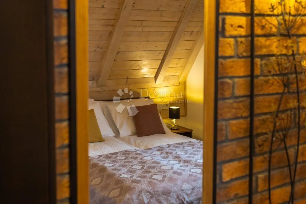 odličan manji hotel sa uigranim poslom - slika 24