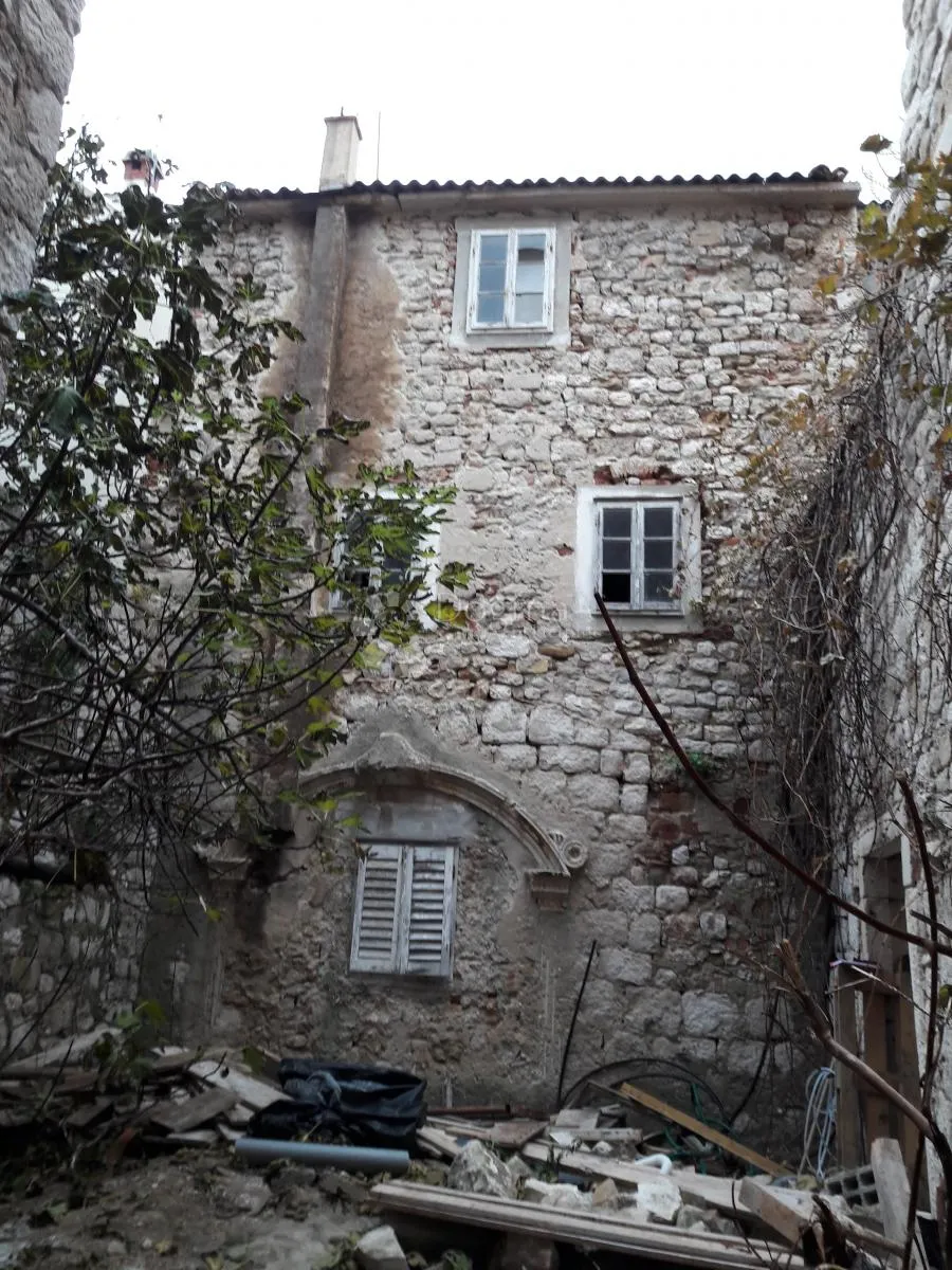 palača iz xv.st., pag - slika 18