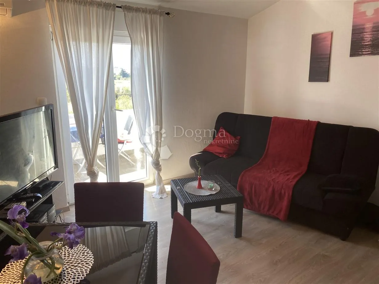 apartmanska kuća, novigrad - slika 13