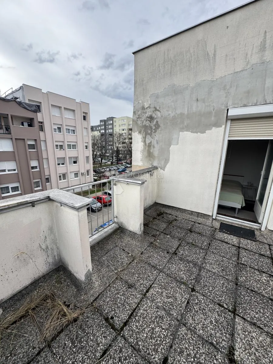 stan za renovaciju - prilika - slika 17