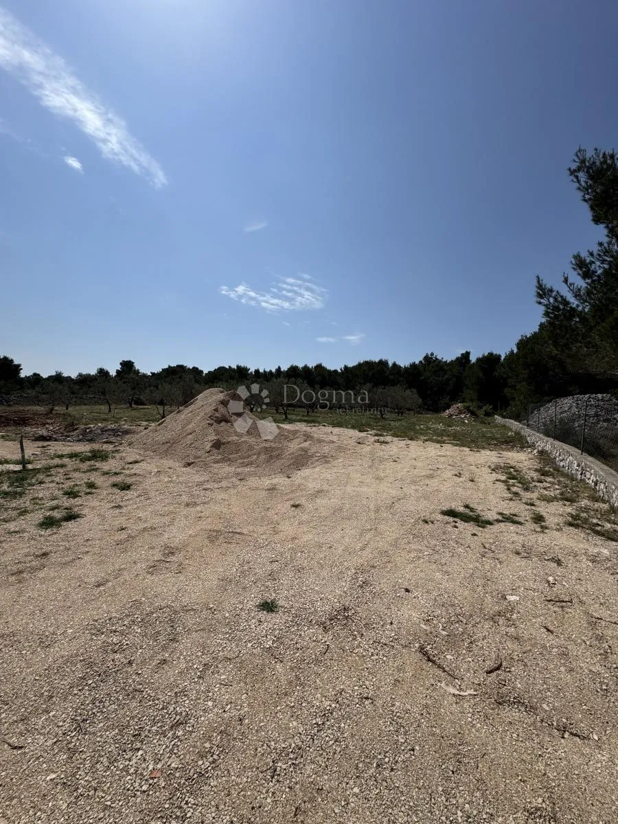 ražine-građevinsko zemljište 1620m2 - slika 5