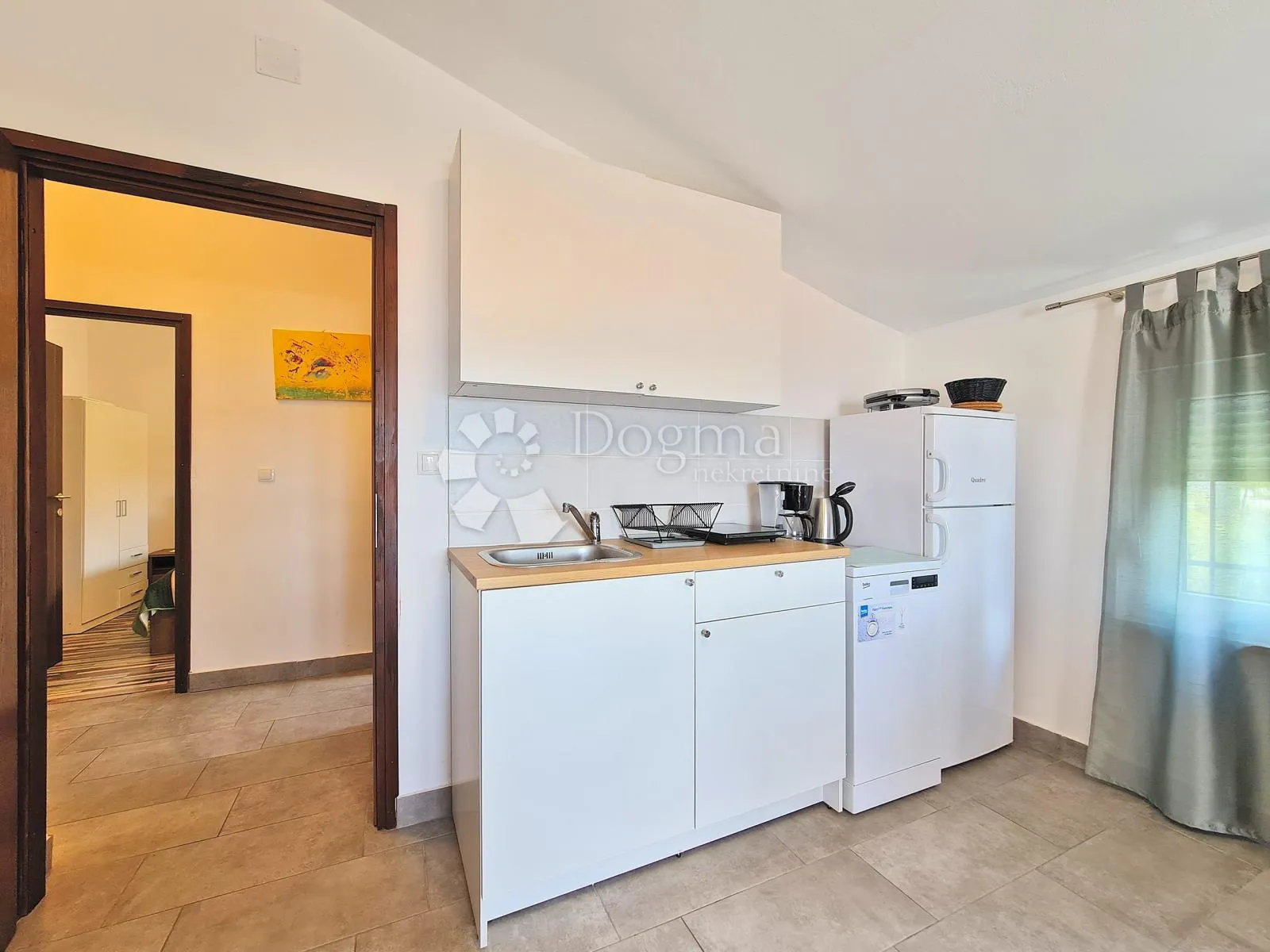 kuća s 8 apartmana spremna za turistički najam - slika 8
