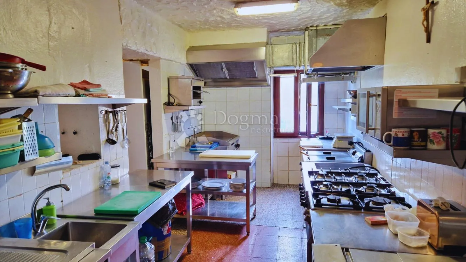 prekrasna kuća u banjolama s poslovnim prostorom - slika 24