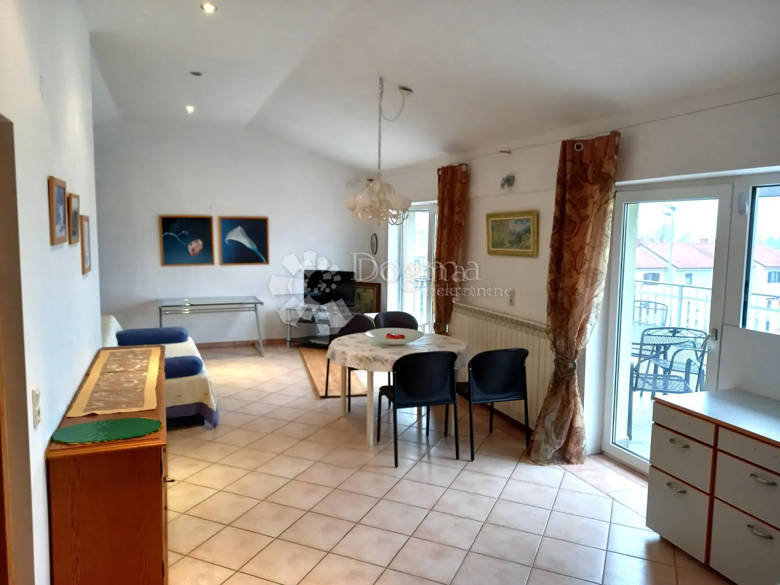 istra-umag, apartman sa terasom i pogledom na more - slika 2