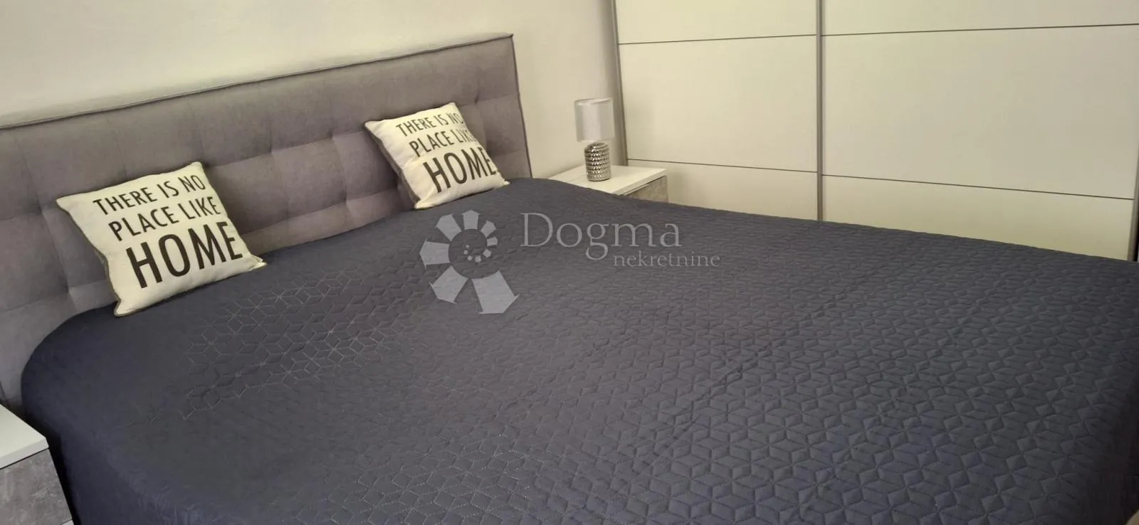 senj, apartman u strogom centru - slika 11