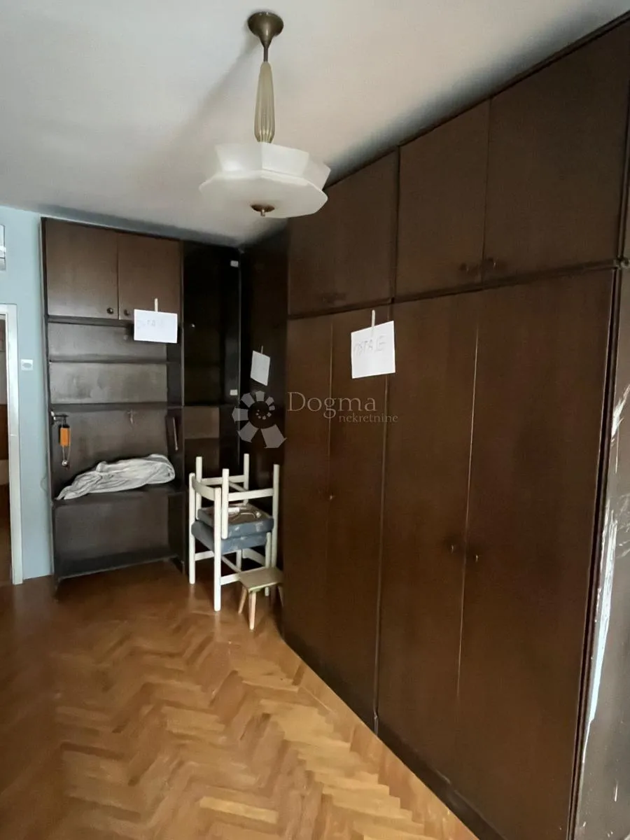 dvoetažni stan na kvatriću - slika 5