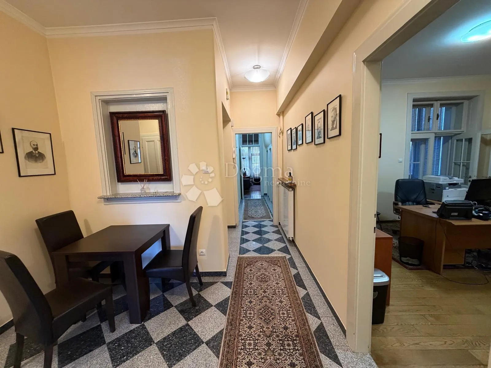 luksuzan 5-sobni stan 180 m², trg mažuranića - slika 1