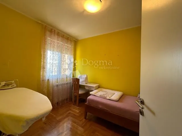 odlična kuća kostrena u blizini mora - slika 13