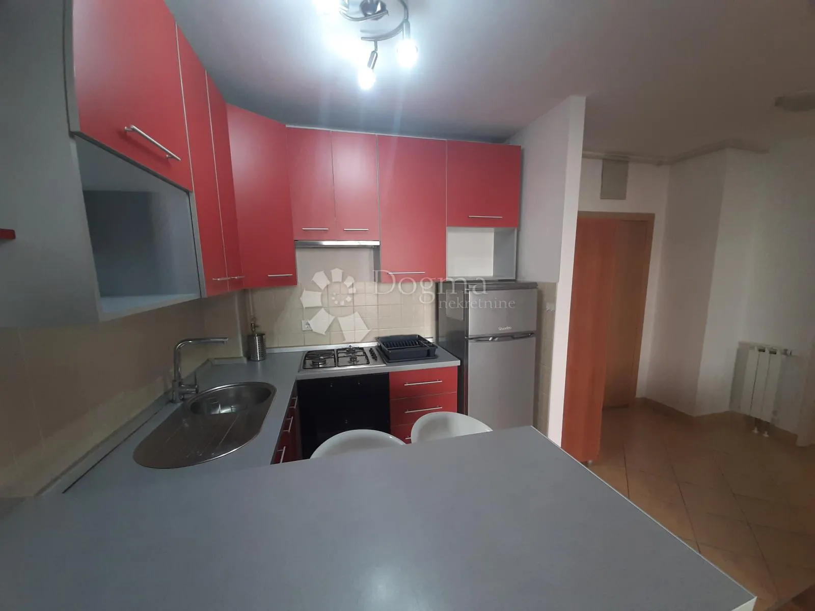 arena centar 5 min – 2-soban stan s lođom, 42 m² - slika 9