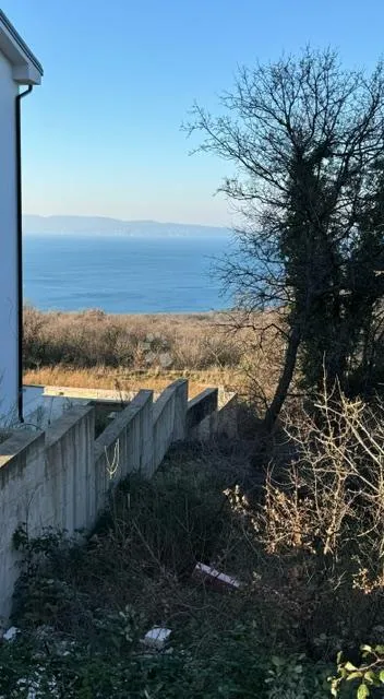 građevinsko zemljište u kostreni - slika 2
