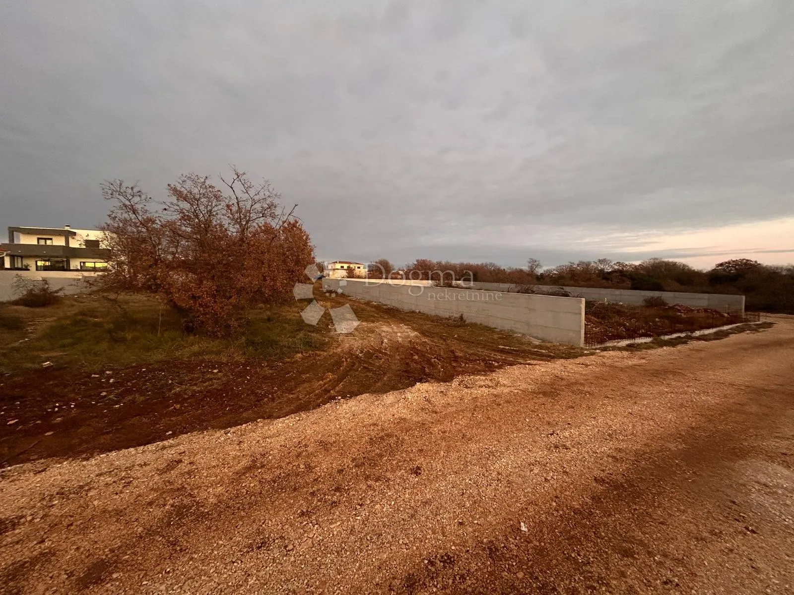 građevinsko zemljište 800m2- murvica, zadar - slika 3